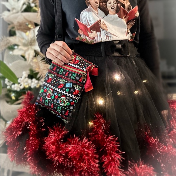 Loungefly Disney Star Wars the Mandalorian baby Yoda crossbody bag Christmas - Picture 4 of 4
